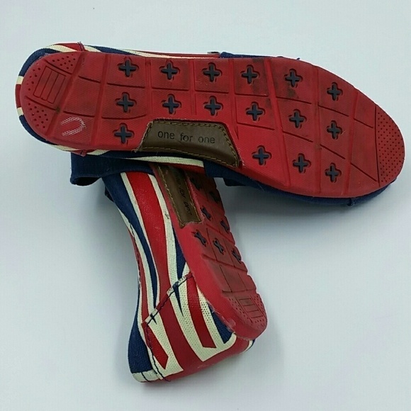 TOMS l One for One Flag Sneakers - Picture 5 of 8